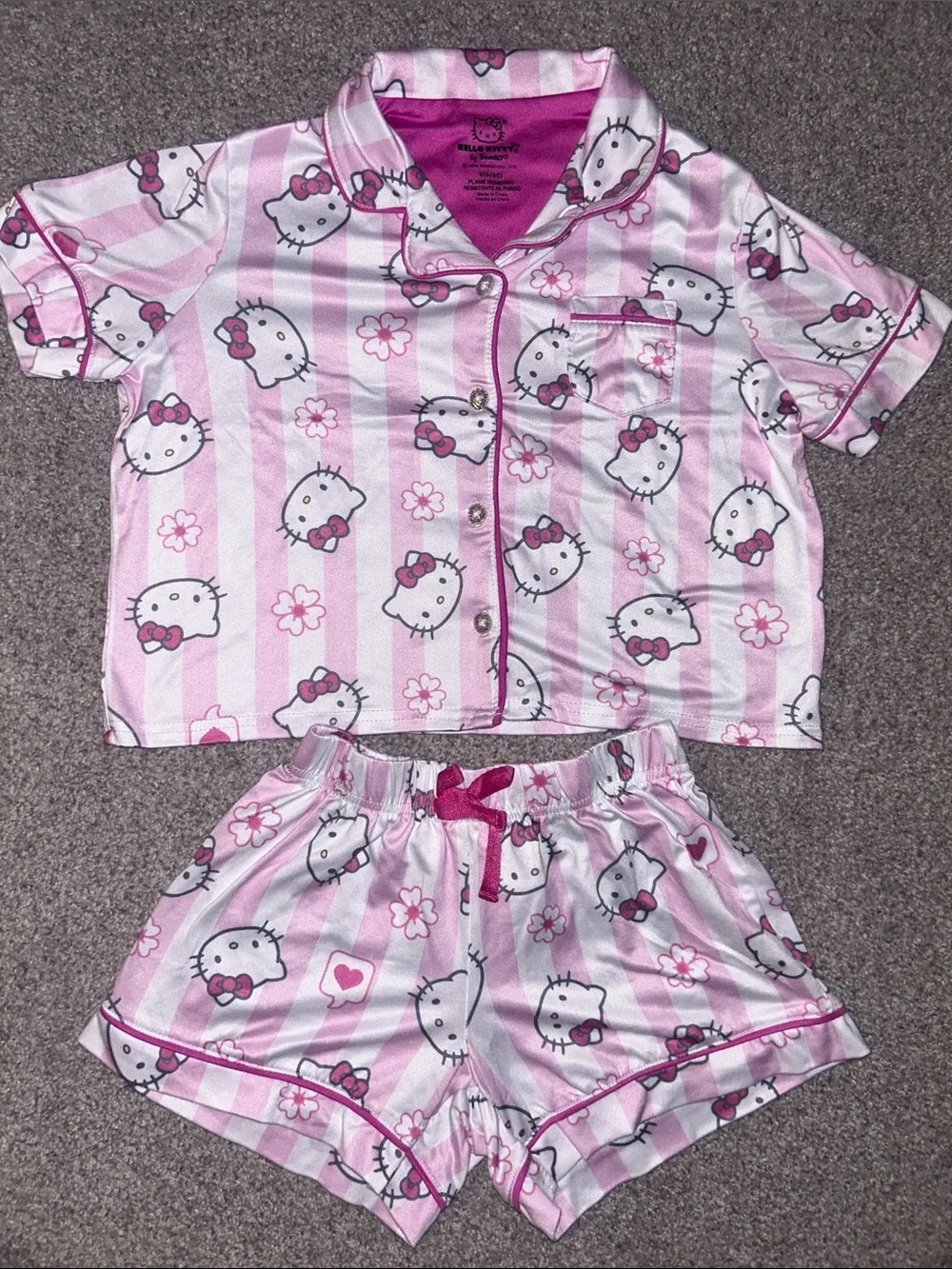 Hello Kitty Girls’ (6) Clothes
